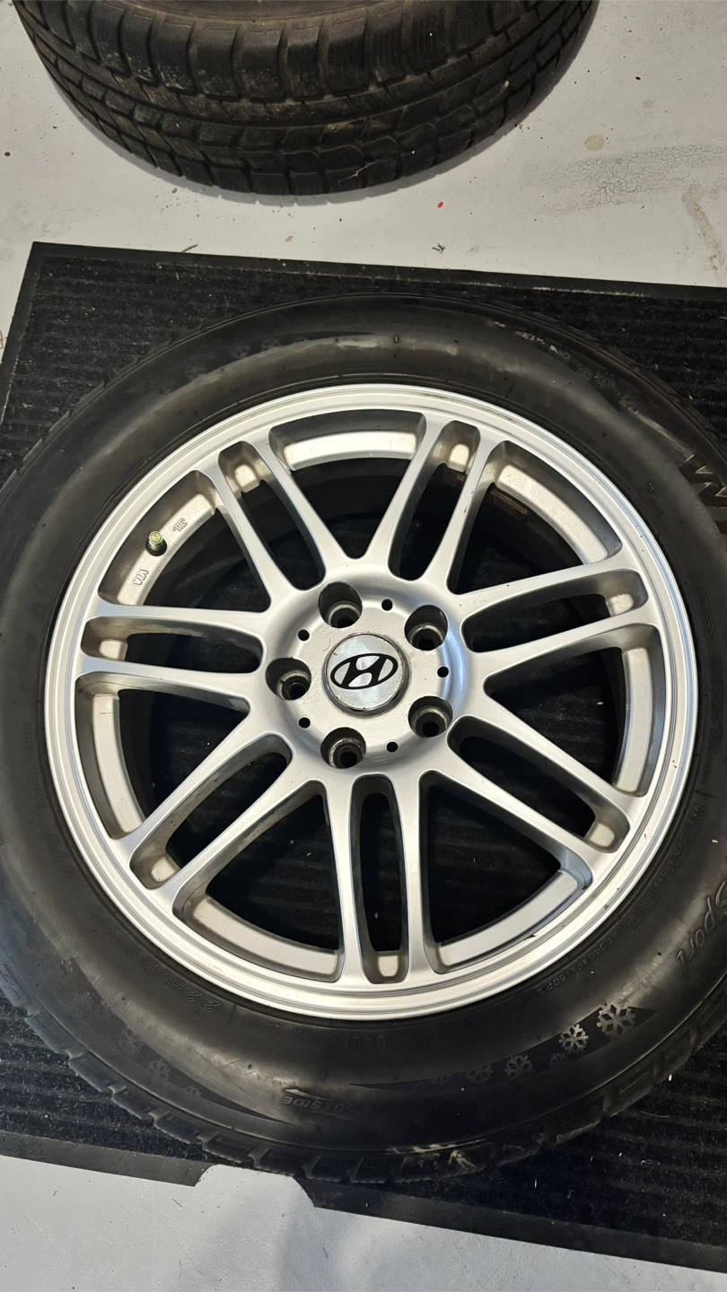 Hyundai rims with winter tires 17 inch - photo 5