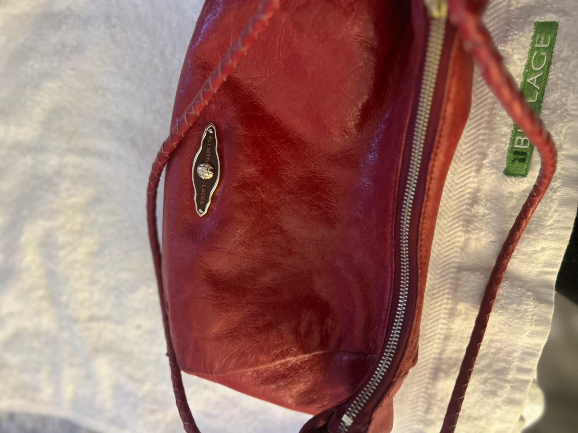 Elliott Lucca Red Leather Shoulder Bag - photo 2