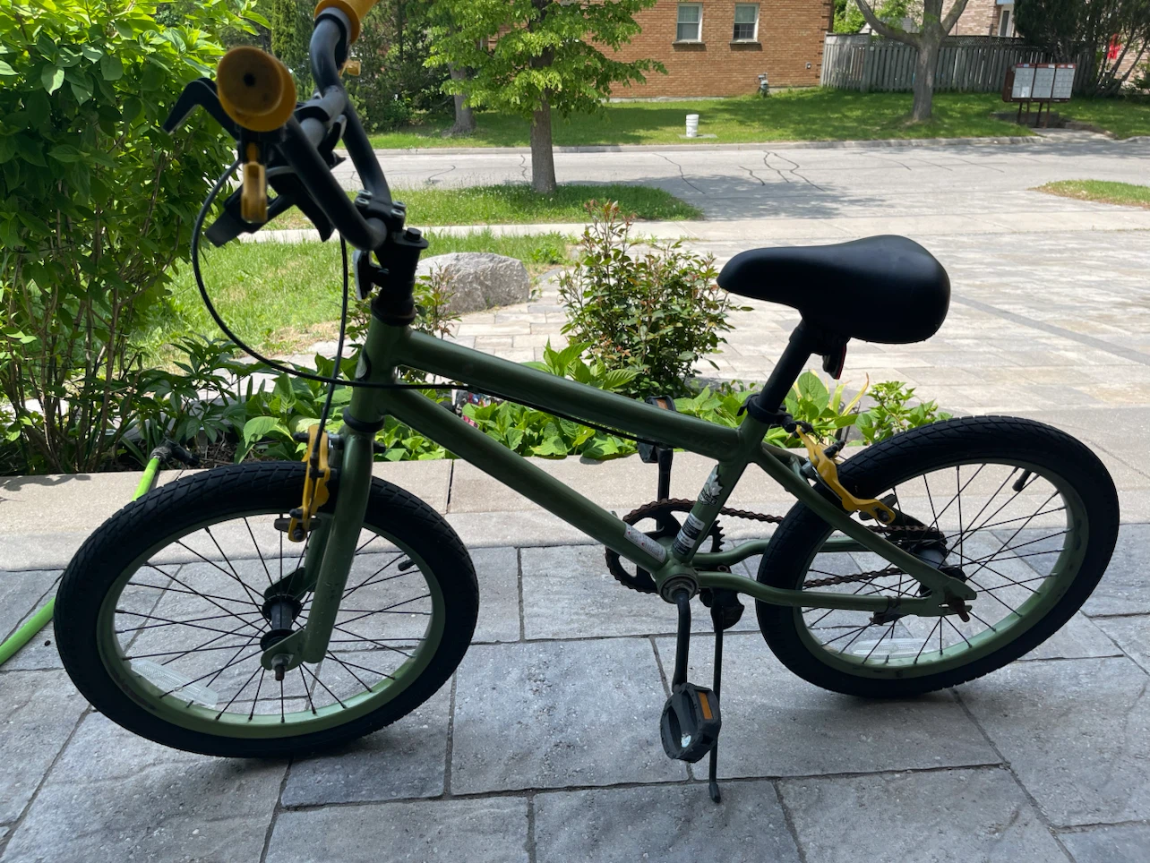 Green BMX Bike – 17” Wheels – Great for Kids & Teens - photo 3