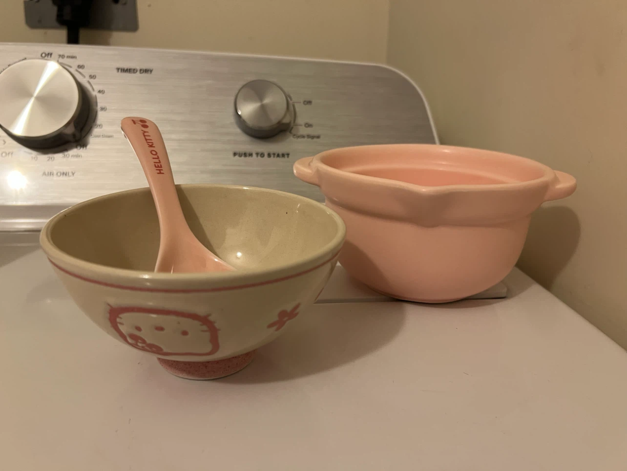 Hello Kitty Earthenware Pot with Spoon - photo 2
