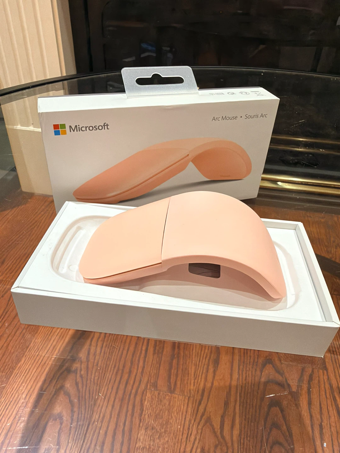 NEW Microsoft Arc Bluetooth Mouse – Peach Pink - photo 2