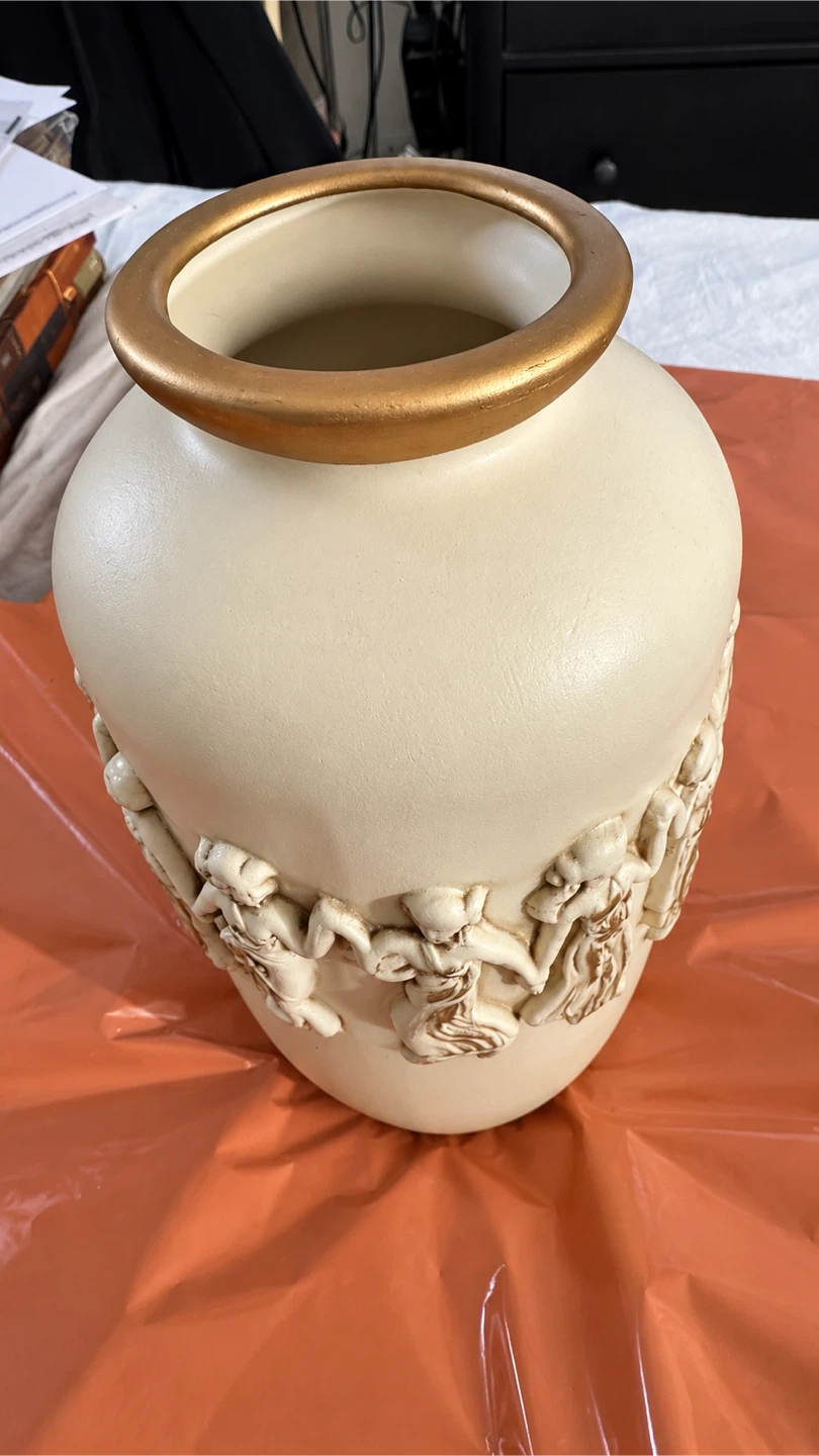 Cream and Gold Decorative Vase - photo 4