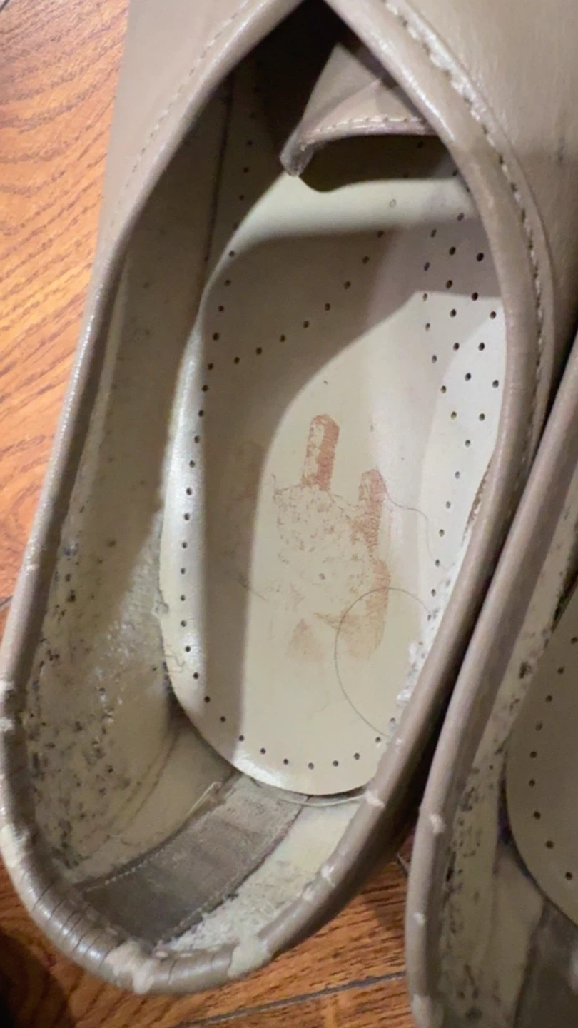 Take for $5…SAS Comfort Shoes - photo 2