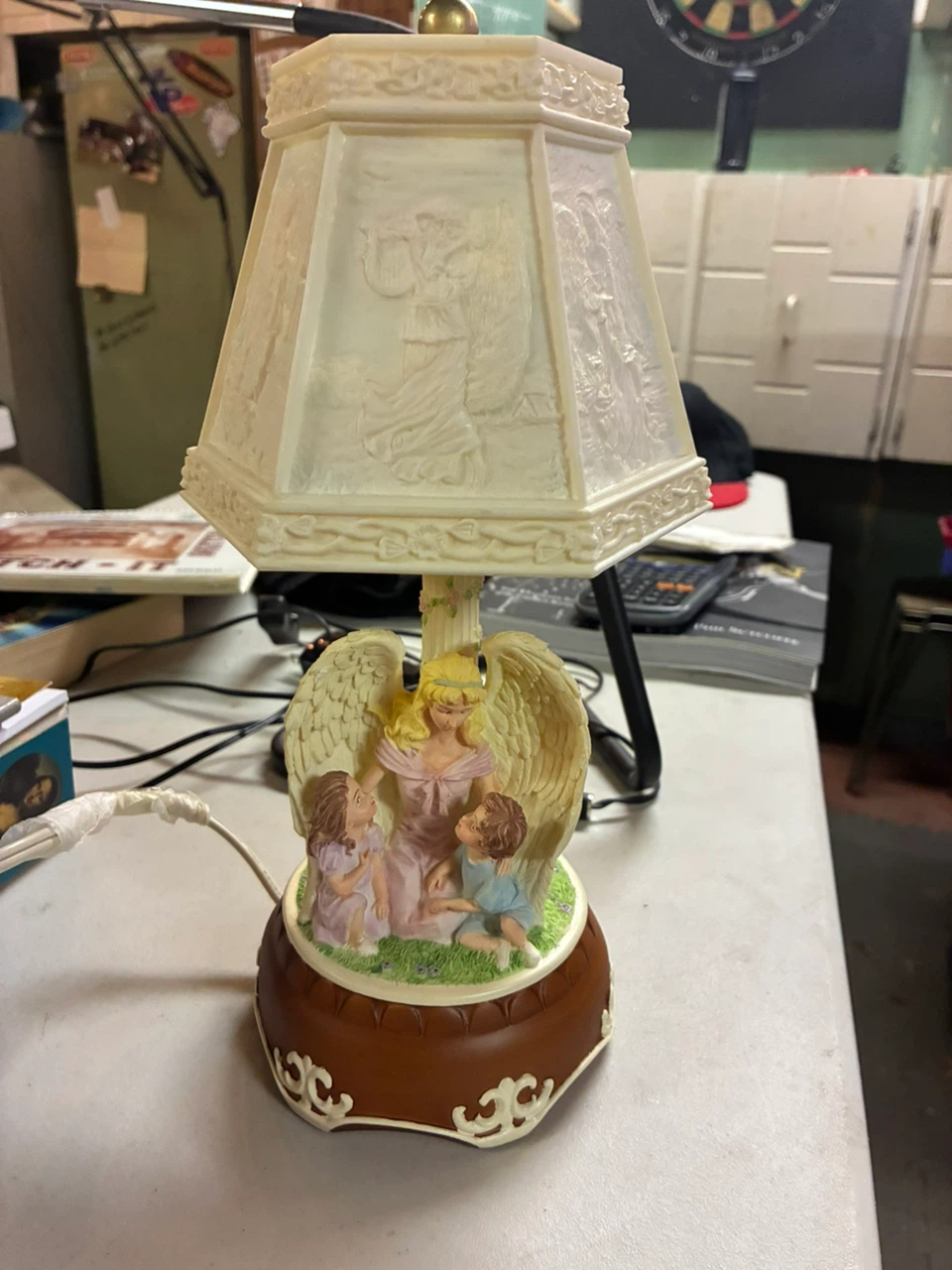 Angel figurine table lamp - photo 2