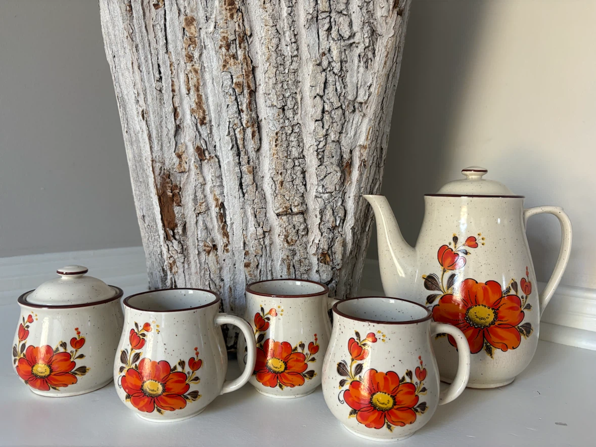 1970s Poppy Valencia Ceramic Stoneware Tea Set - photo 2