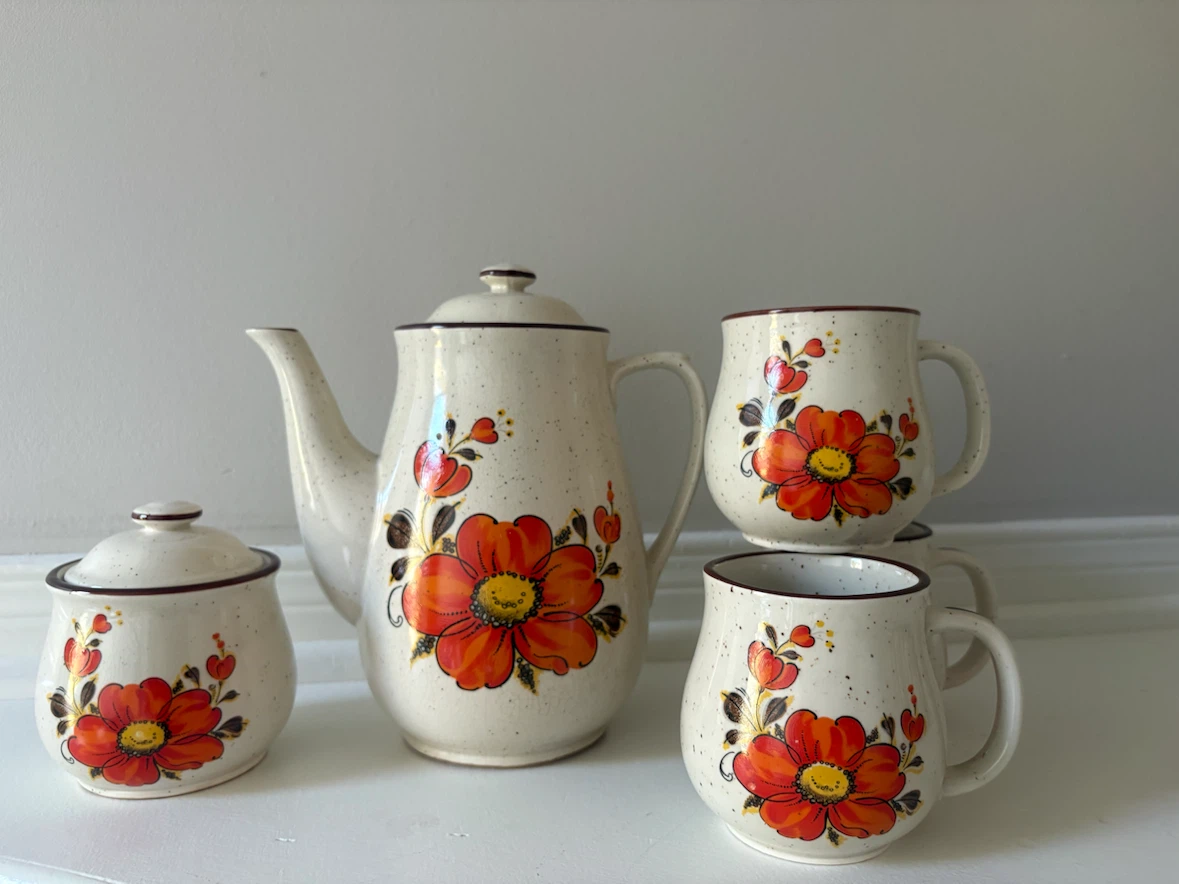 1970s Poppy Valencia Ceramic Stoneware Tea Set - photo 5