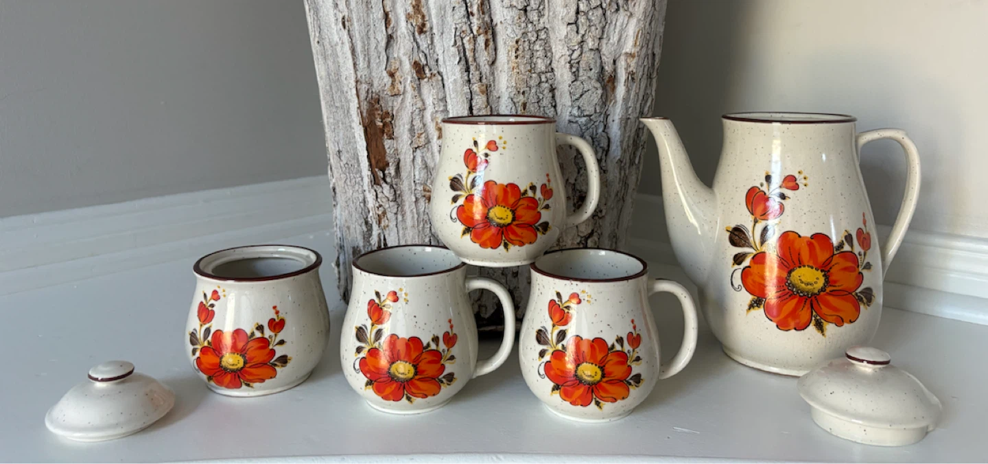 1970s Poppy Valencia Ceramic Stoneware Tea Set