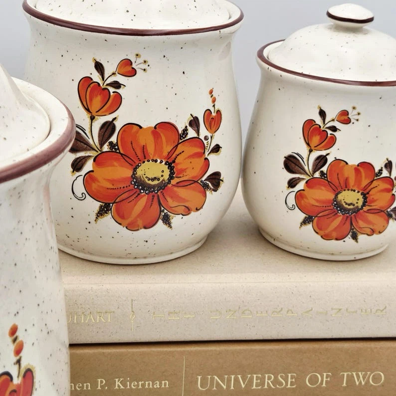 1970s Poppy Valencia Ceramic Canister Set - photo 2