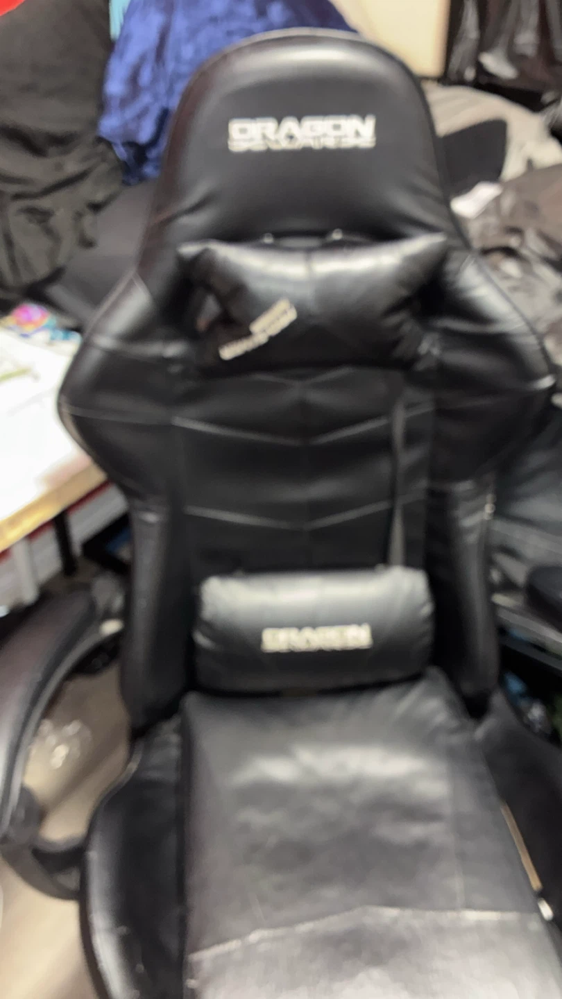 Dragon War Pro-Gamer Series Gaming Chair