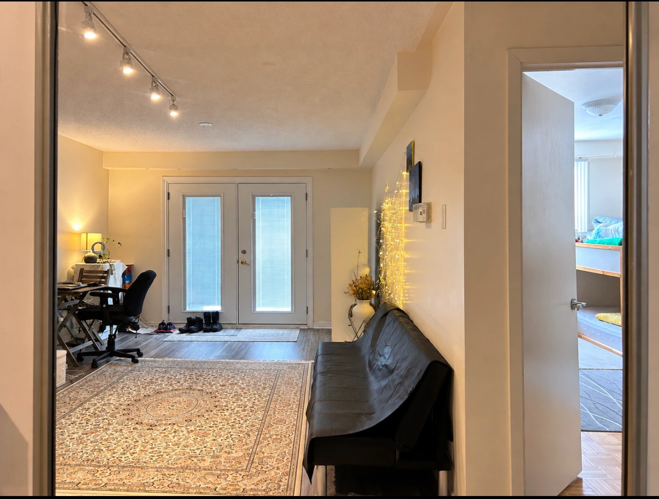 1 bedroom unit - photo 2