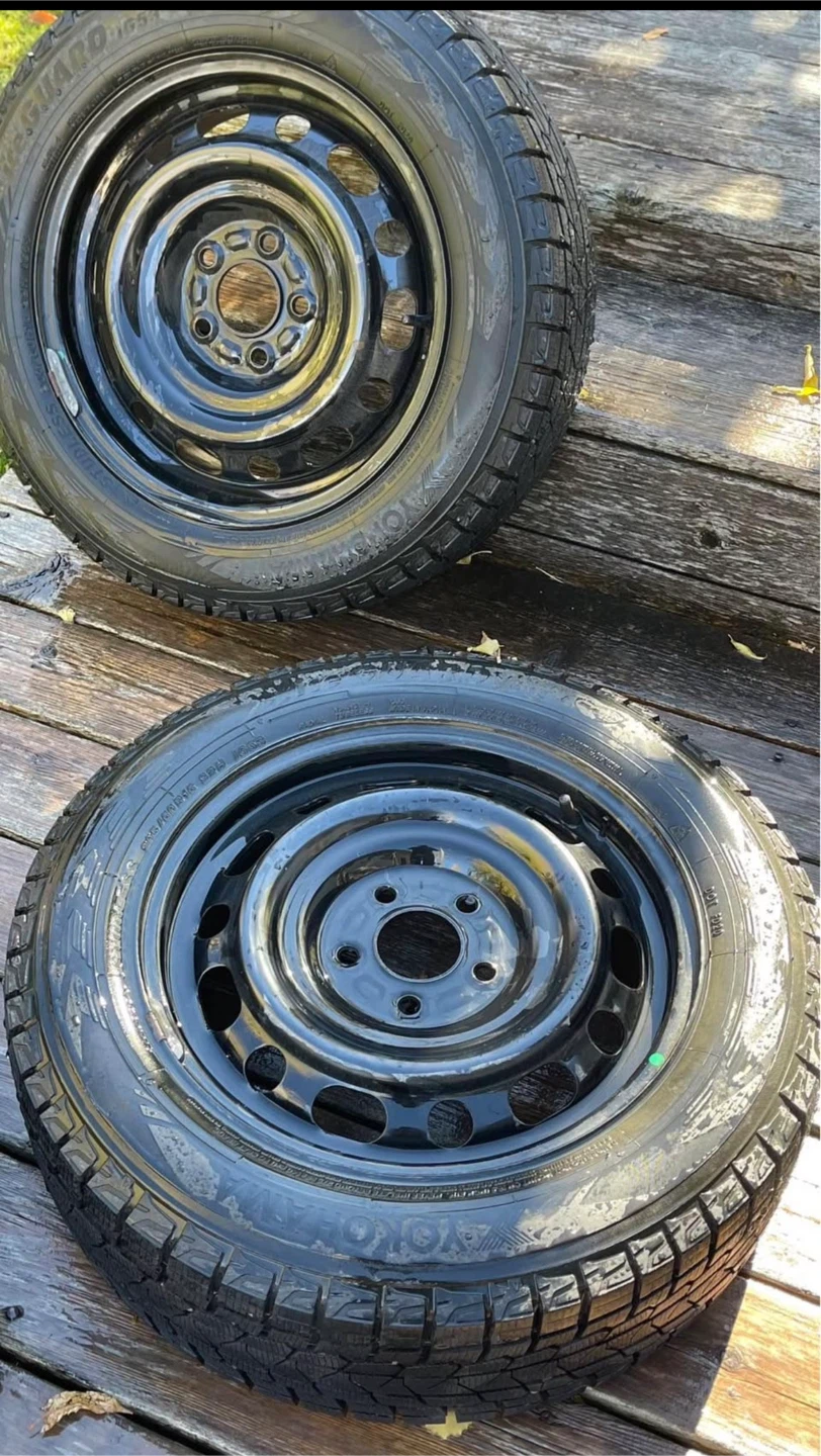 Set of 4 Yokohama iceGUARD iG53 Tires - photo 3