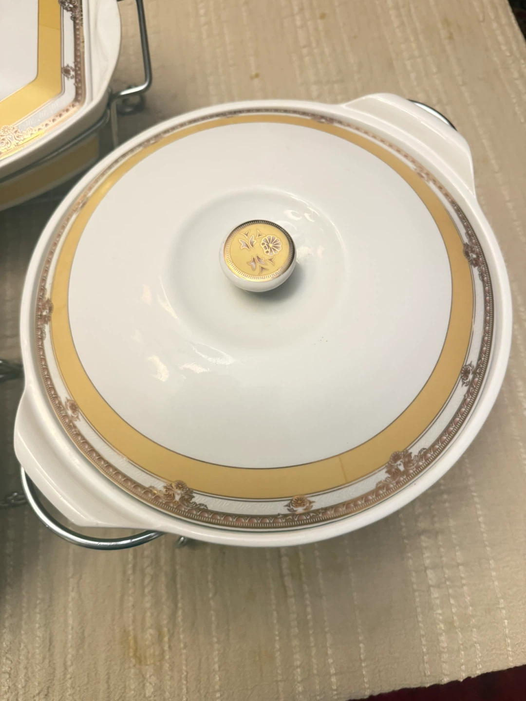 Set of 3 Serving Dishes with Lids and Stands - photo 4