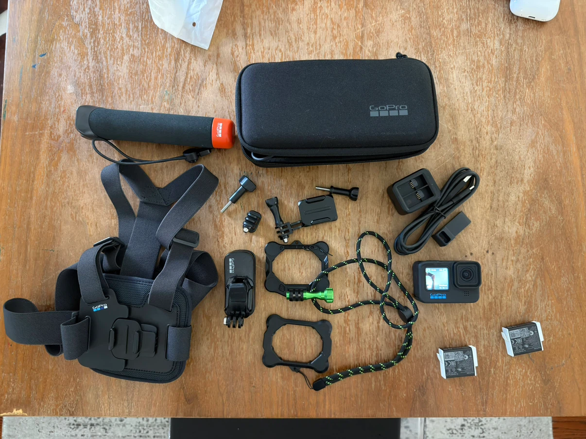 GoPro HERO10 Black + accessories