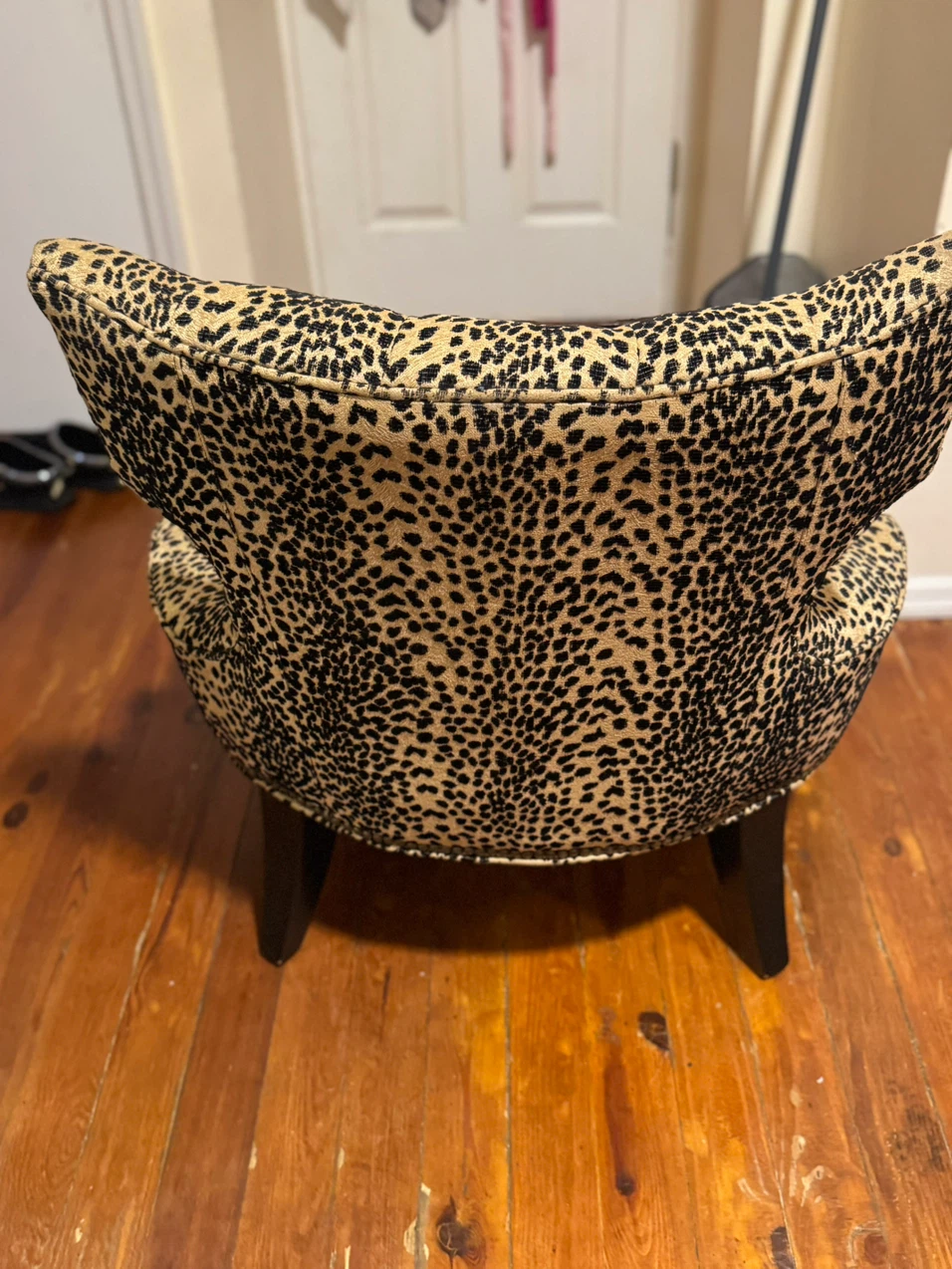 Leopard Print Accent Chair - photo 2