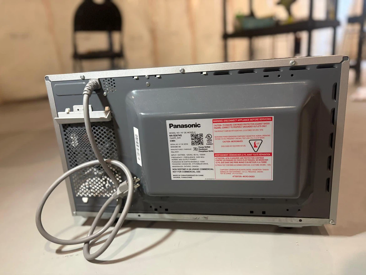 Panasonic Genius 1100W Microwave - photo 5
