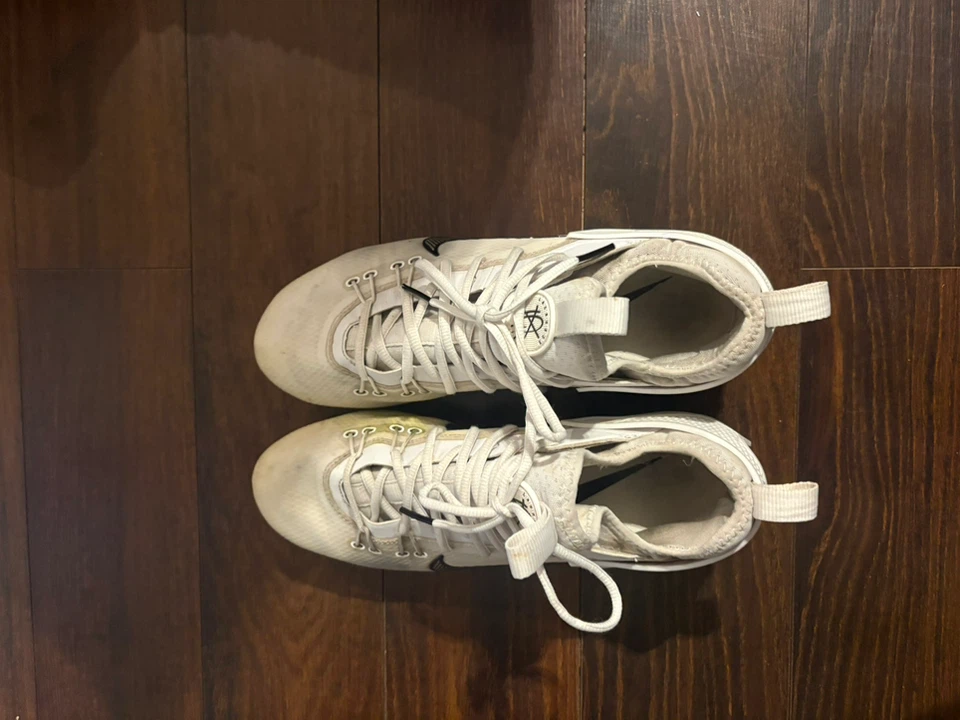 Football cleats - photo 3