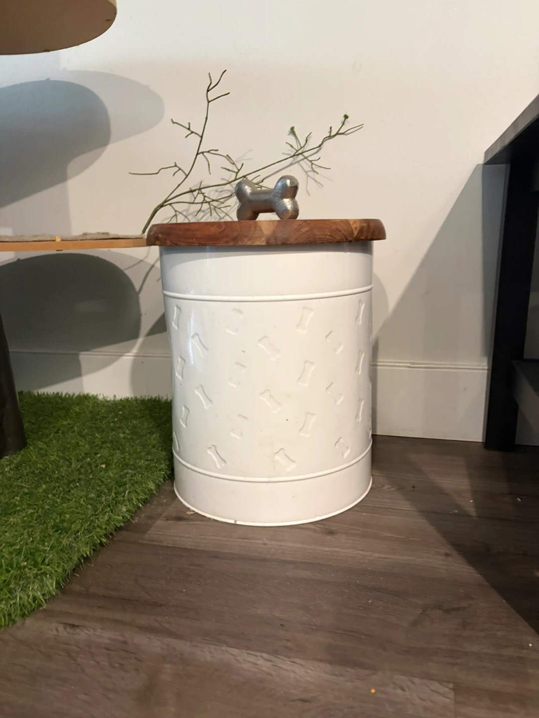 White Metal Dog Treat Storage Bin with Wooden Lid