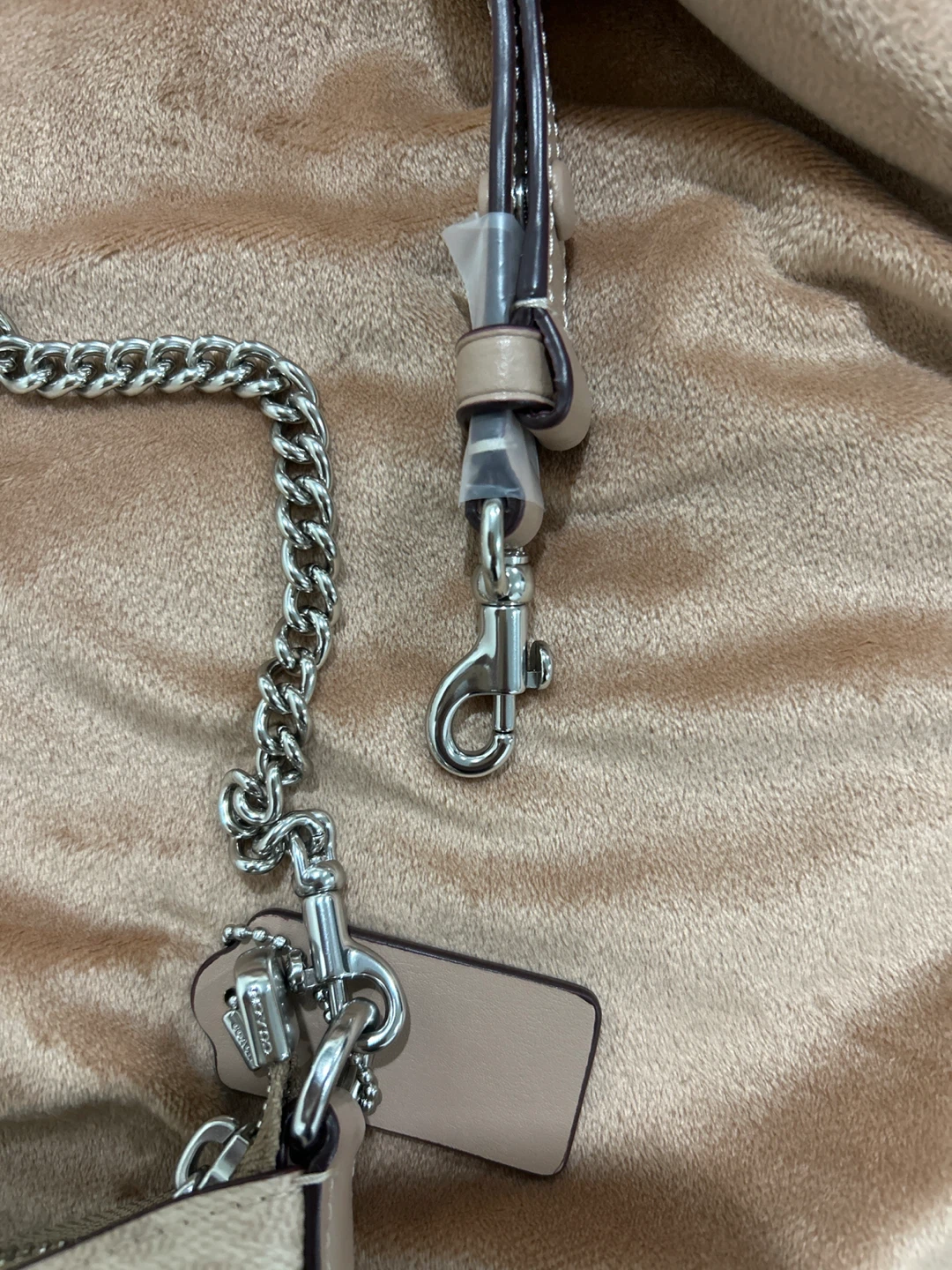 Coach Signature Canvas Shoulder Bag - photo 5