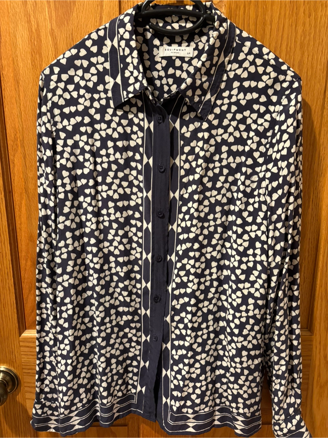 Equipment Femme Silk Heart Print Blouse