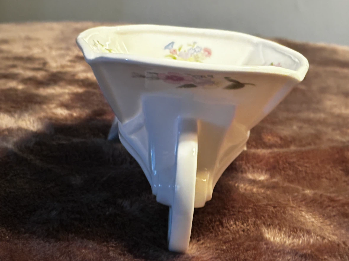 Aynsley Bone China WheelbarrowPlanter - photo 2