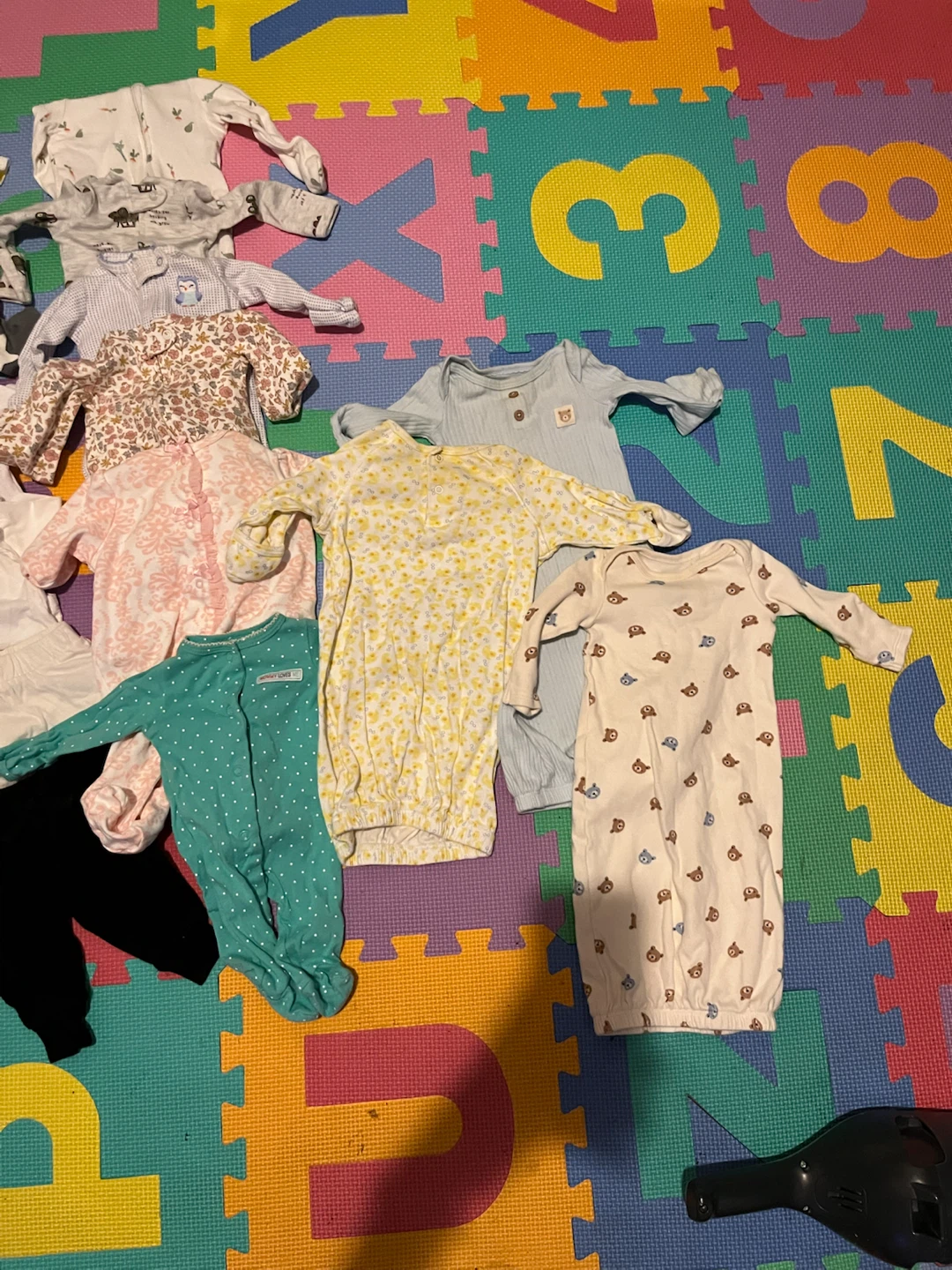 NEWBORN BABY GIRL CLOTHING BUNDLE - photo 4