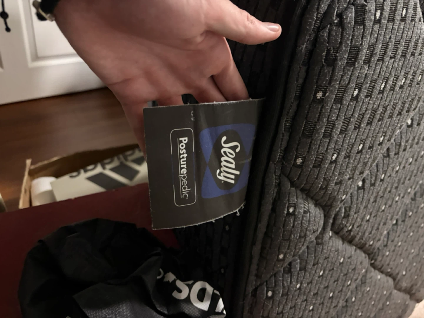 Sealy Posturepedic Mattress - photo 2