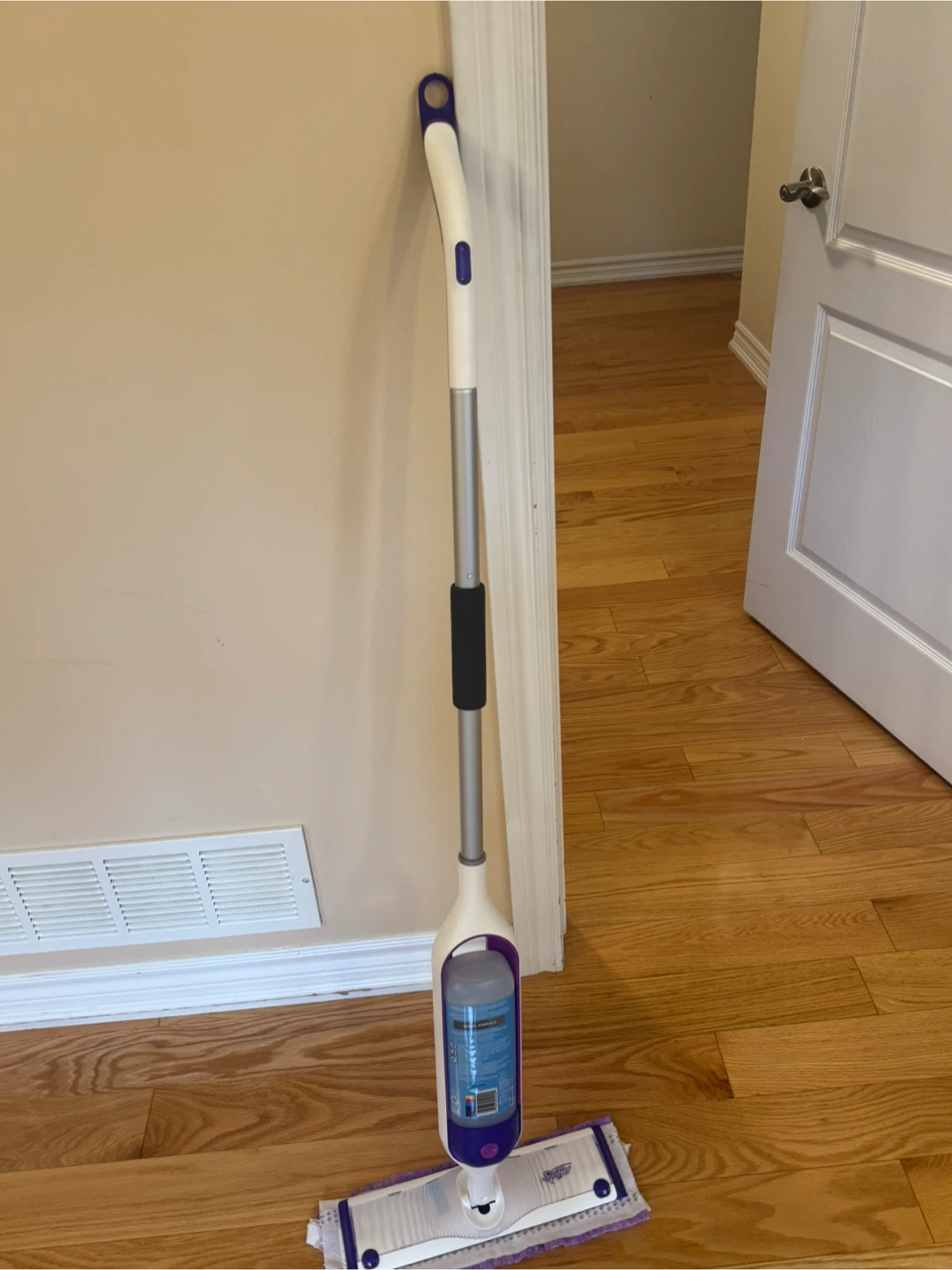 Swiffer WetJet Floor Mop