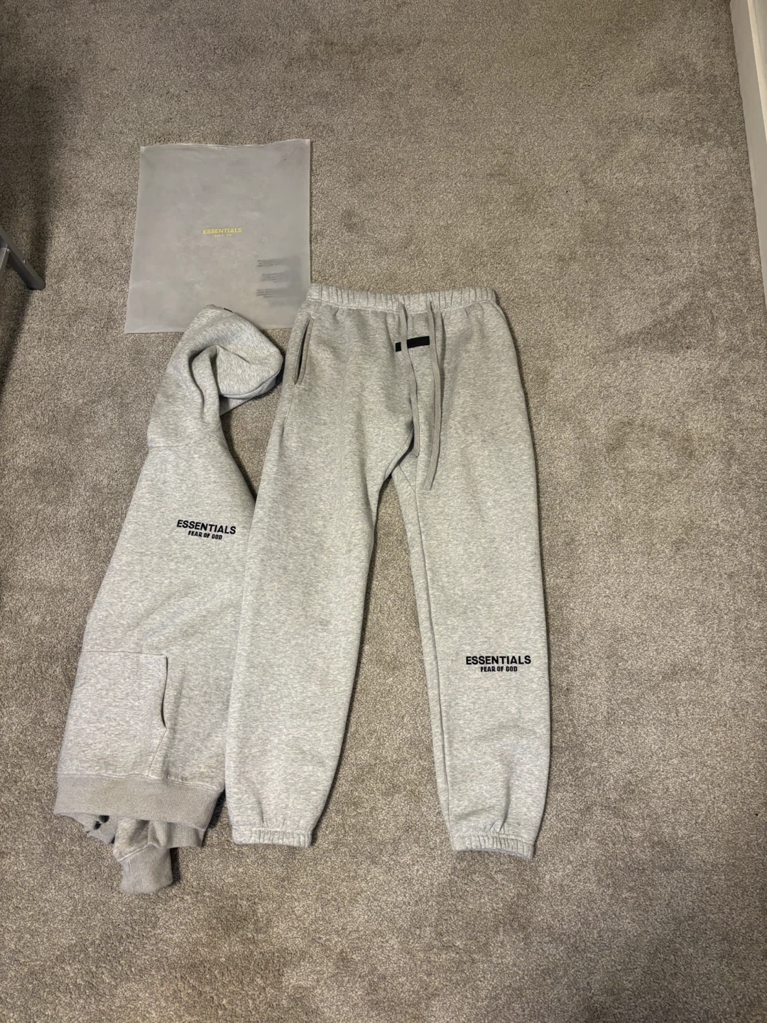 Essentials Fear of God Hoodie and Sweatpants Set