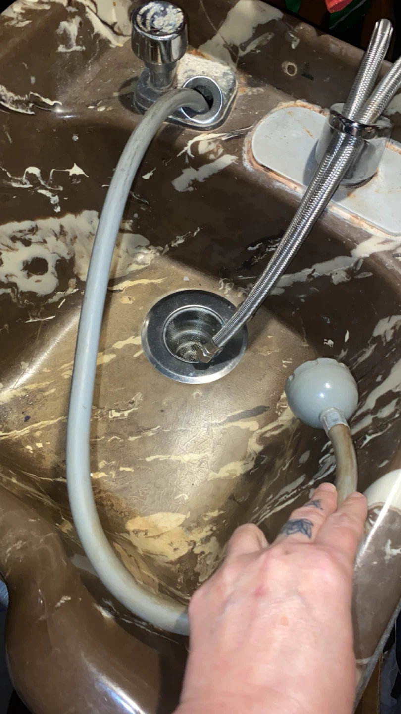 Vintage Salon Shampoo Sink/Cabinet - photo 2
