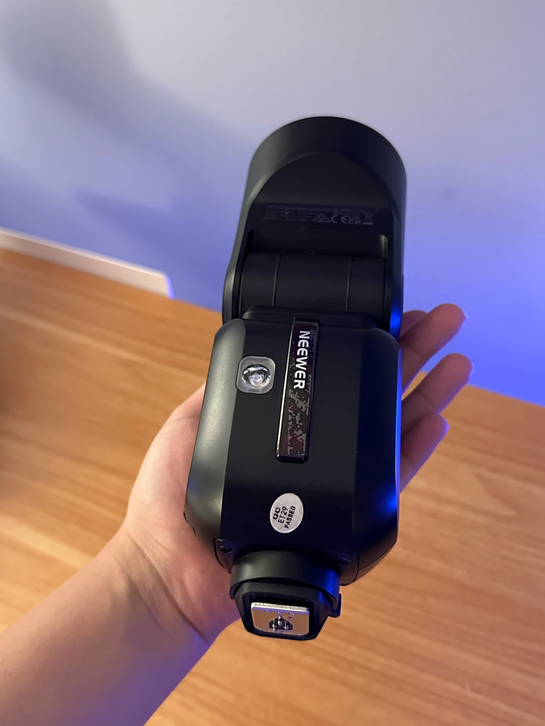 Neewer Z2-F TTL Li-ion Camera Flash for Fujifilm - photo 3