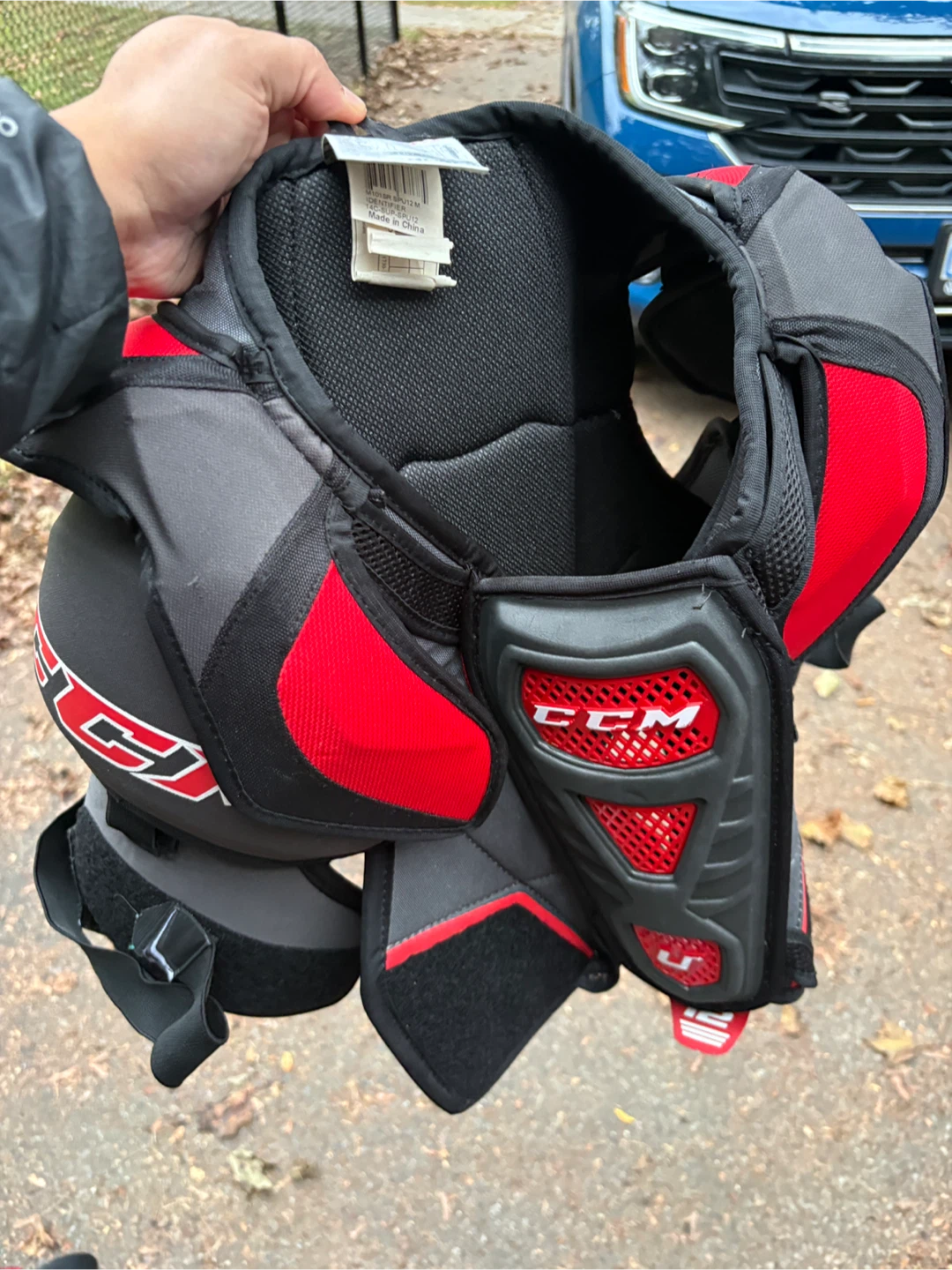 CCM Senior Hockey Shoulder Pads