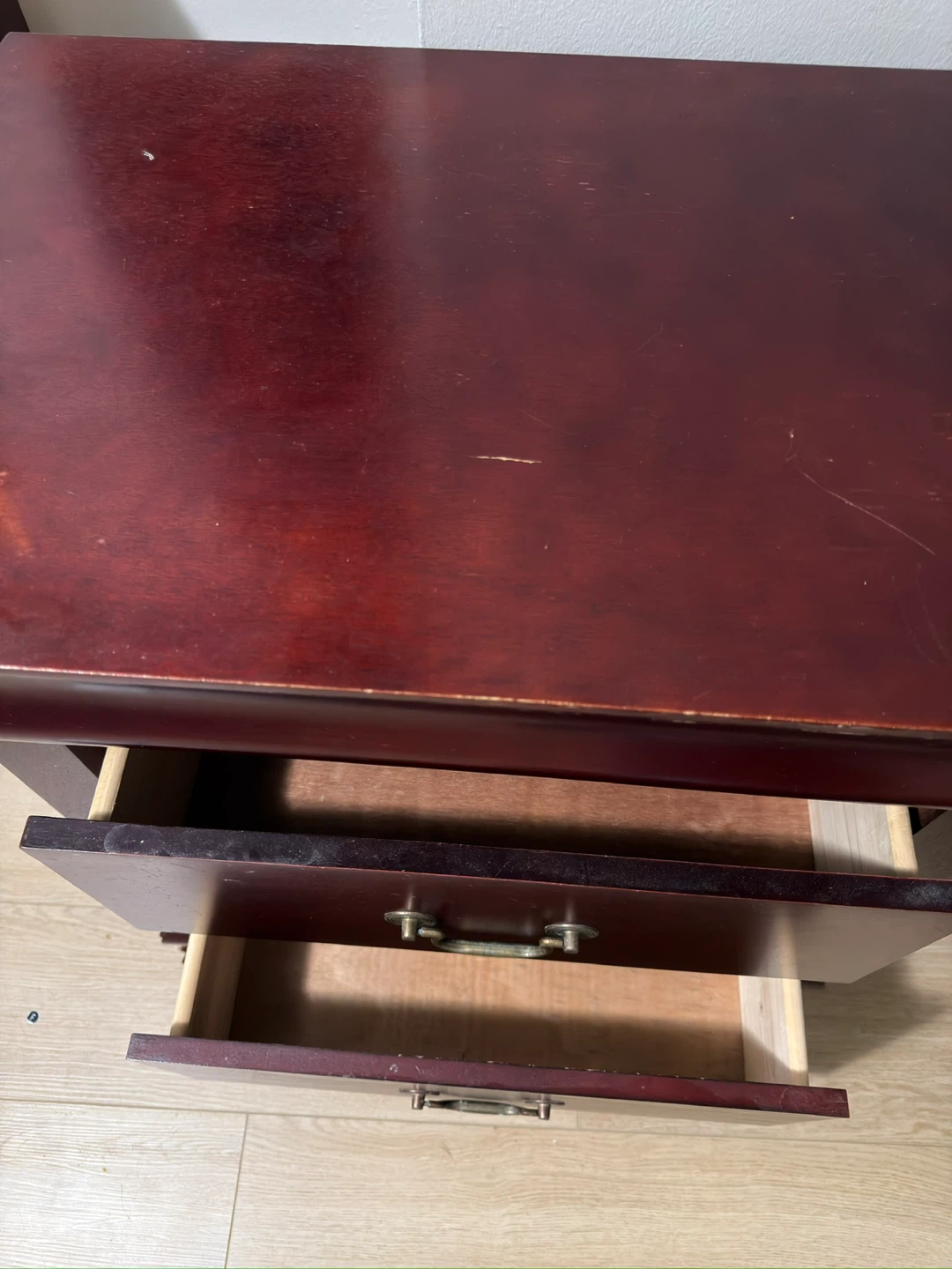 Dark wood 2-drawer nightstand - photo 2