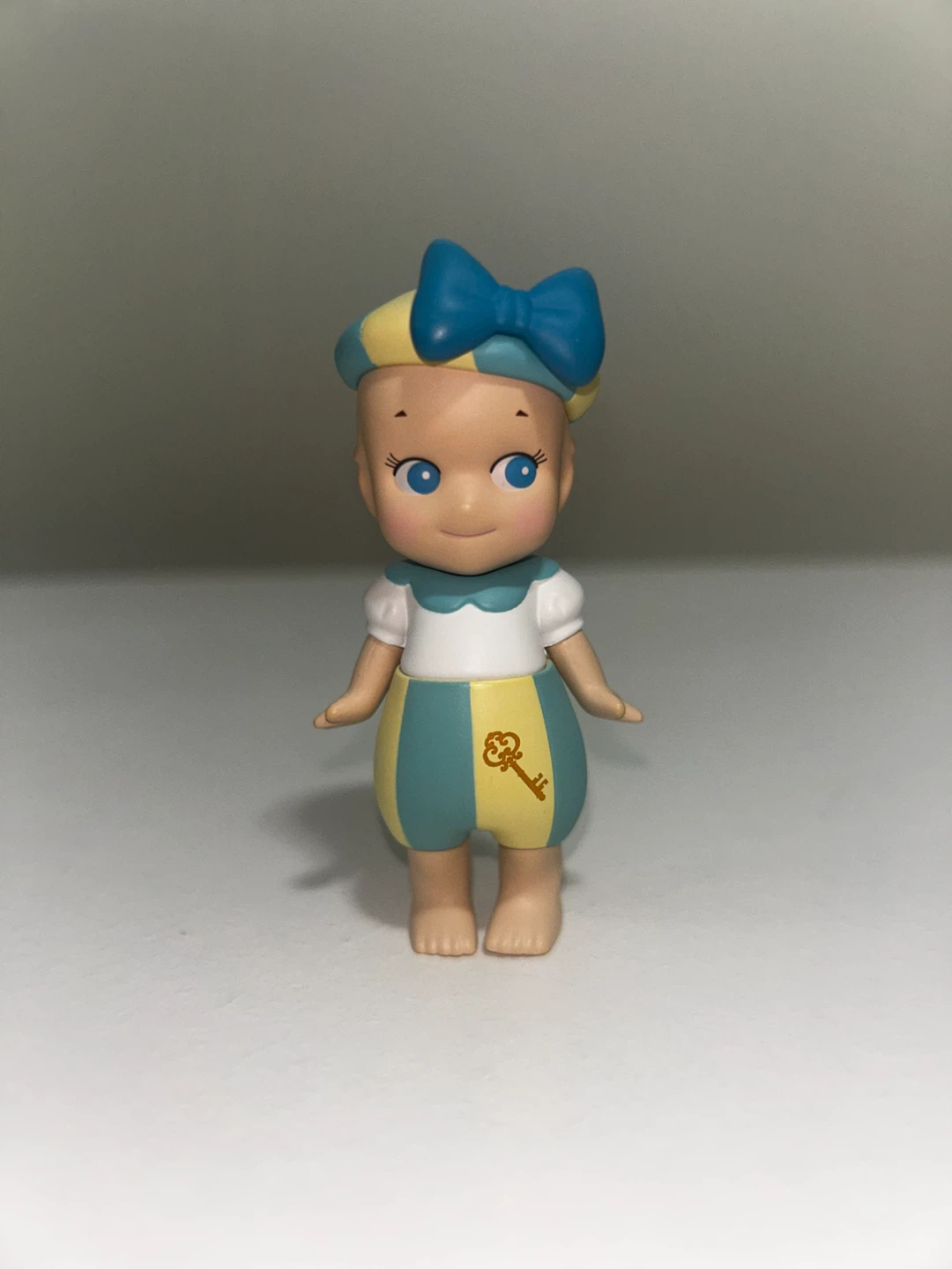 (UFS/UFT) Sonny Angel in Wonderland - see description