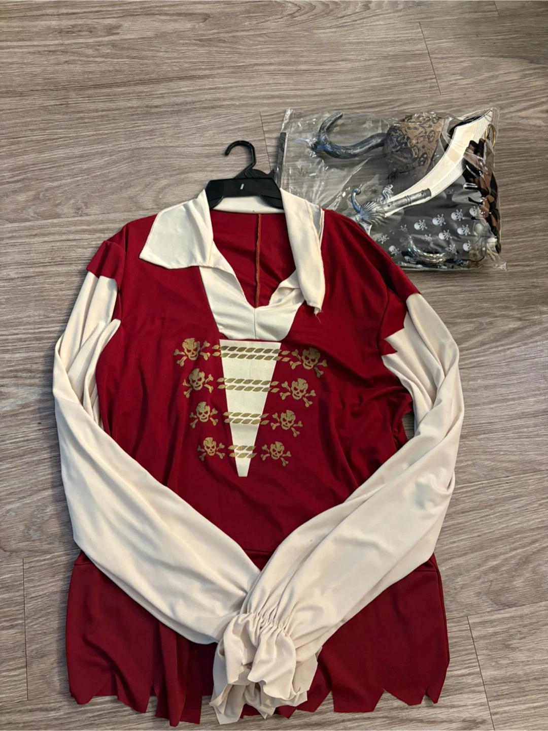 Halloween Rubies Pirate Costume Set