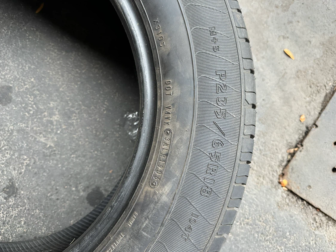 Goodyear Assurance P235/65R18 Tire
