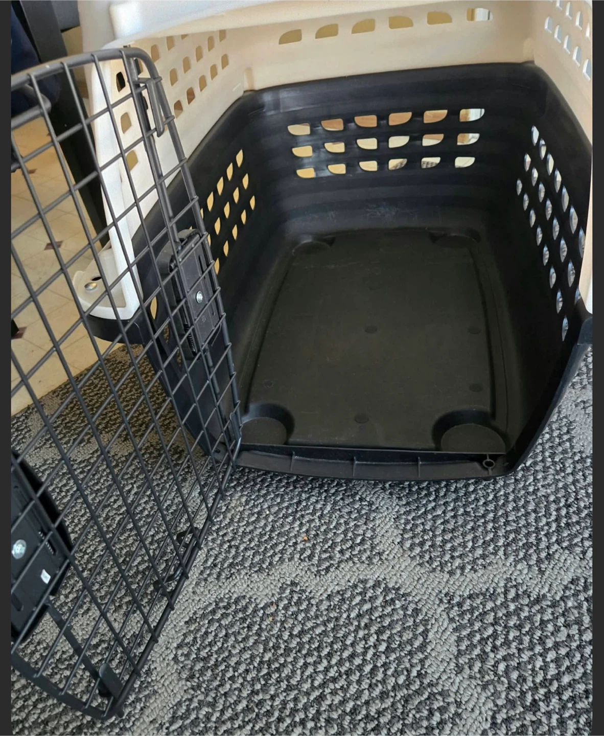 Pet travel carrier crate - photo 2