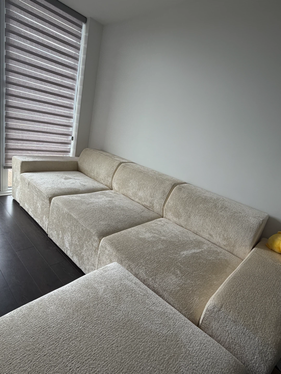 Cozey Atmosphere 3-Seater Sofa and Storage Ottoman
