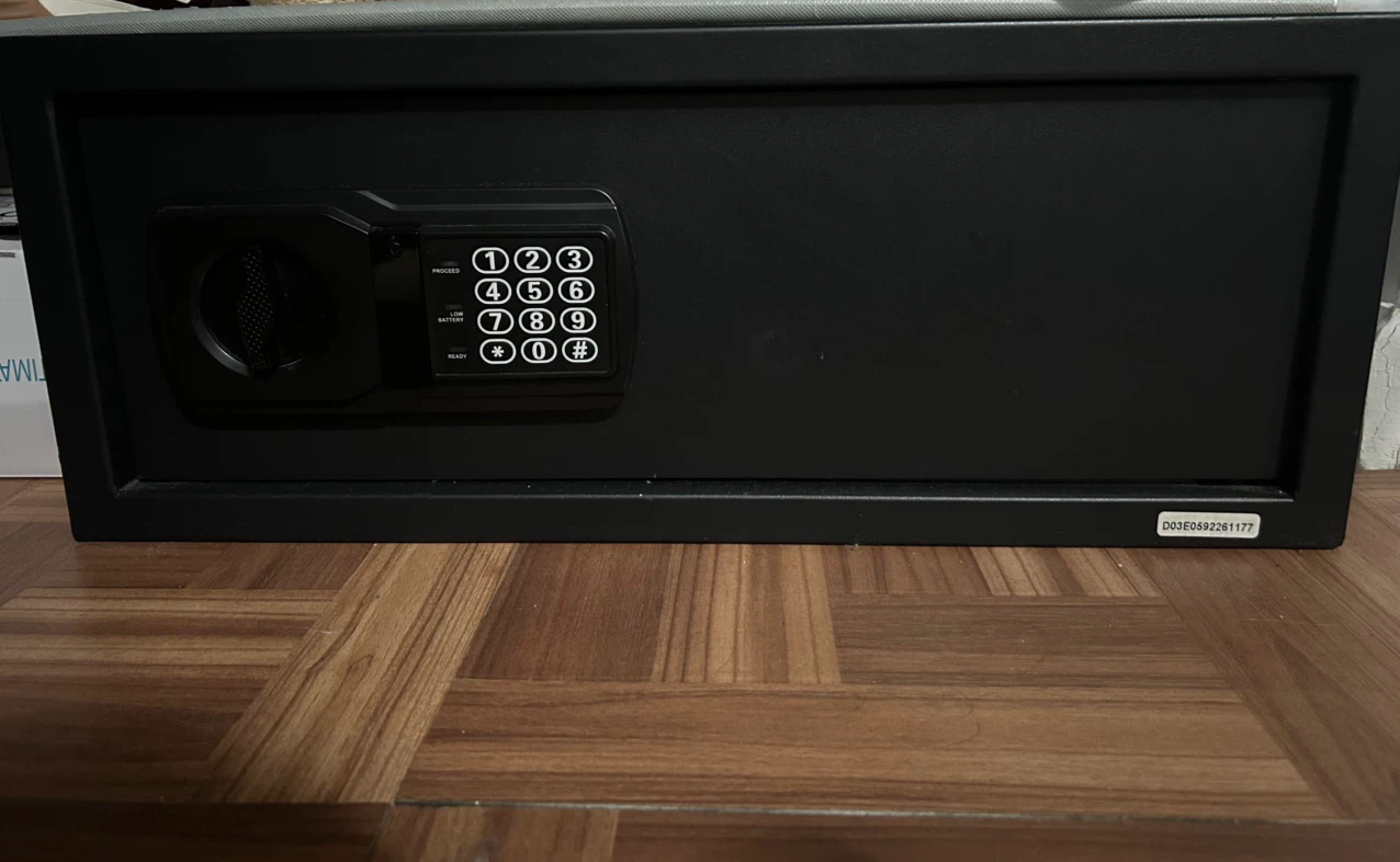 Fortress Electronic Digital Safe - photo 2