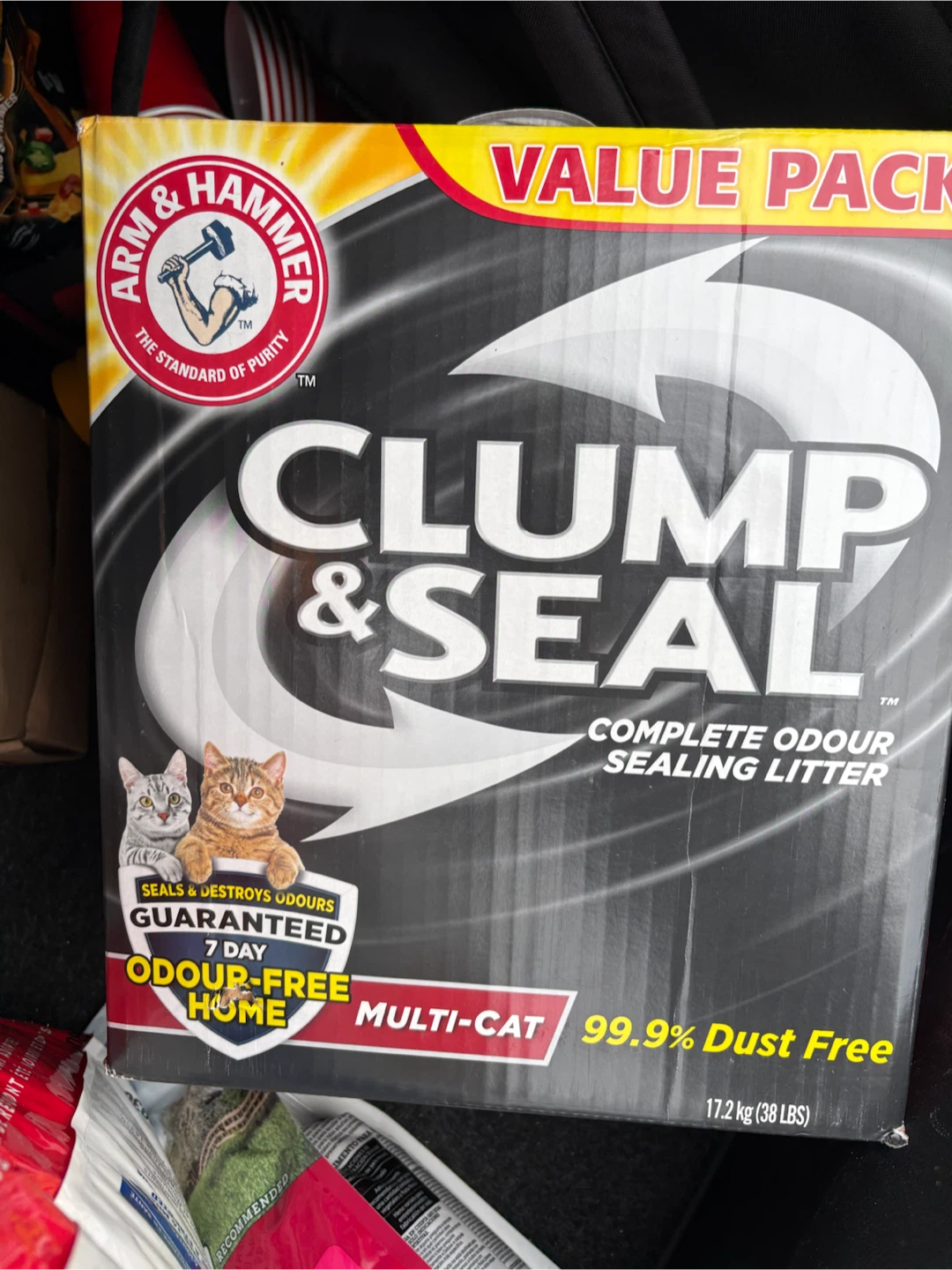 Arm & Hammer Clump & Seal Multi-Cat Litter 17.2kg