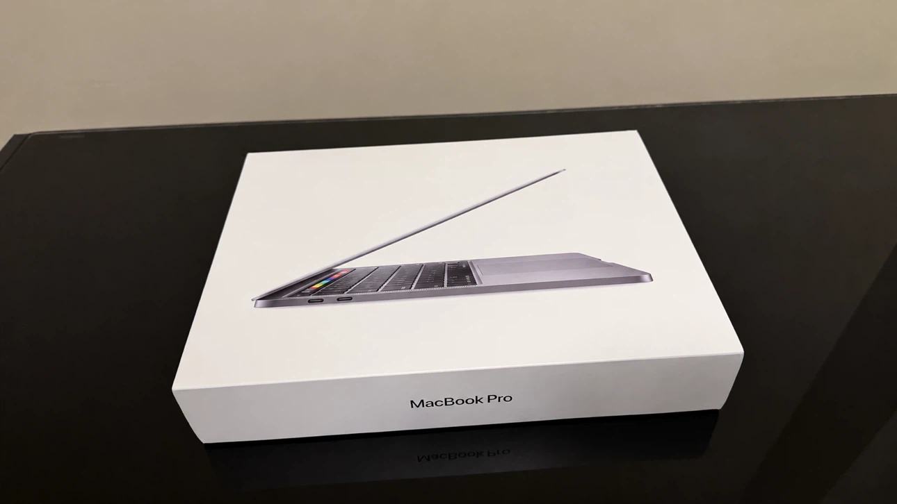 2020 MacBook Pro 13” – Touch Bar – Space Grey - photo 3