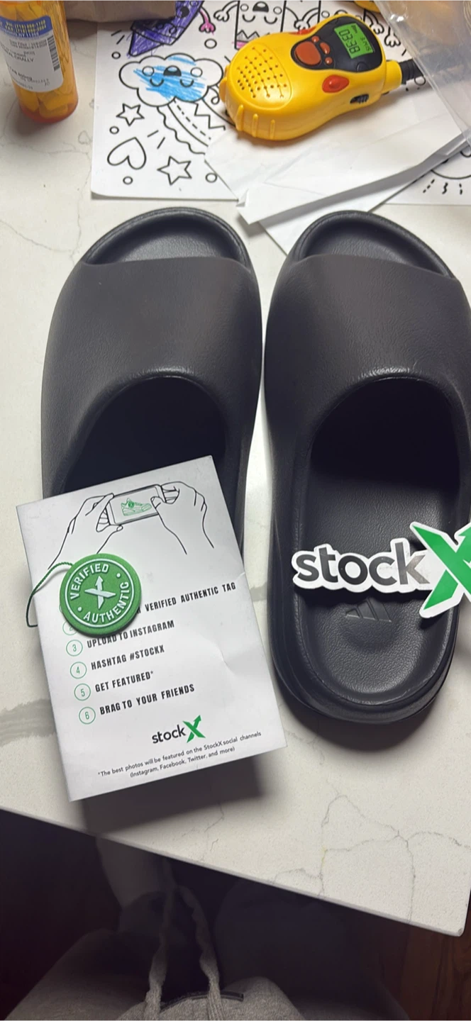 Adidas Yeezy Slides Onyx - photo 2