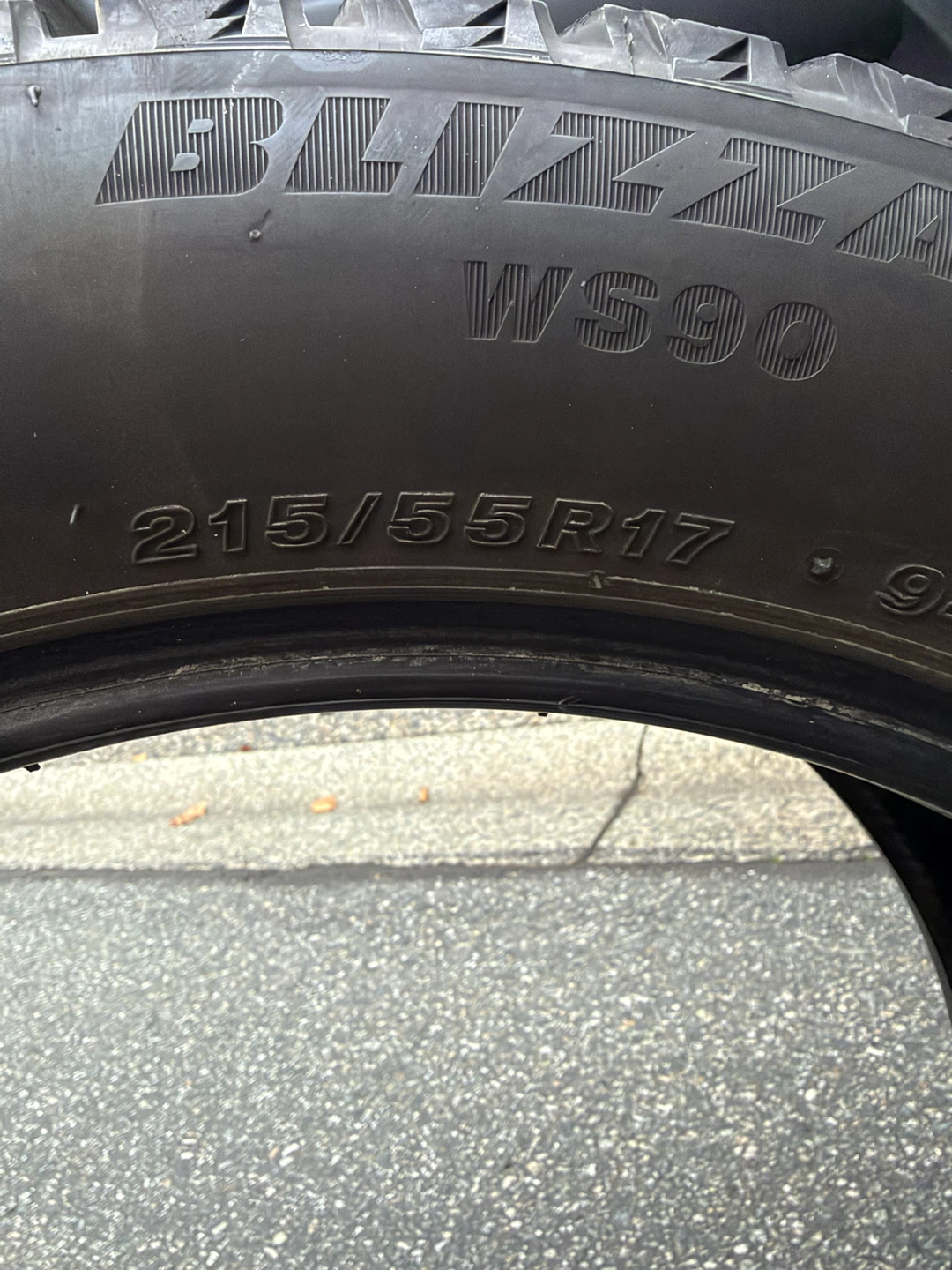 Bridgestone Blizzak WS90 215/55R17 Winter Tires - photo 3