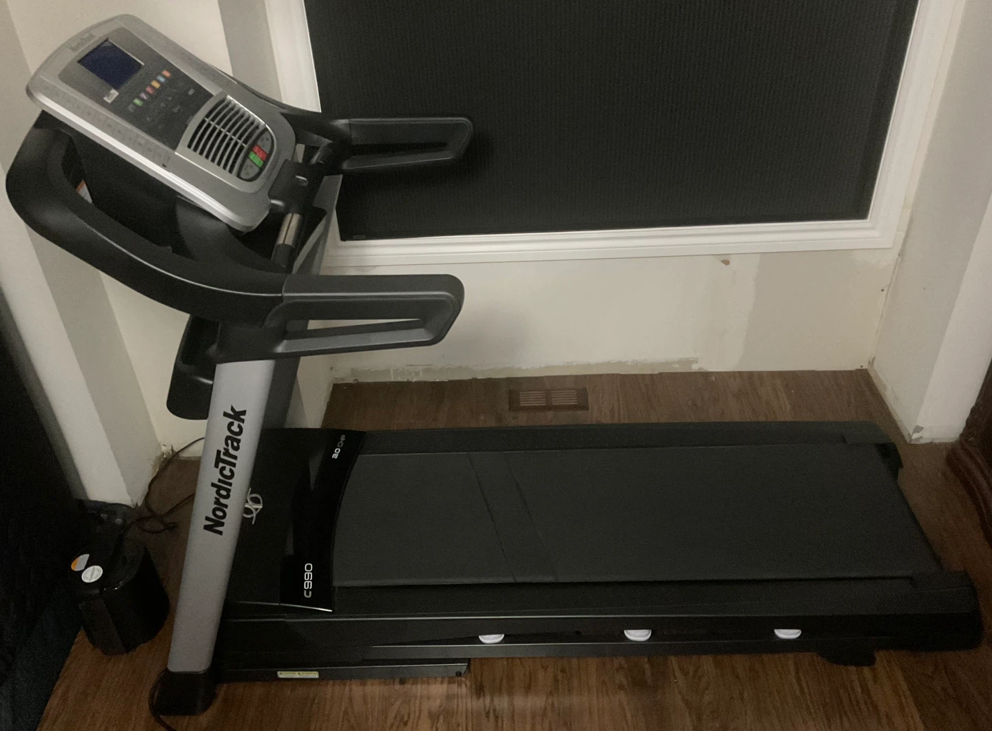 NordicTrack C990 Treadmill 3.0 CHP - photo 2
