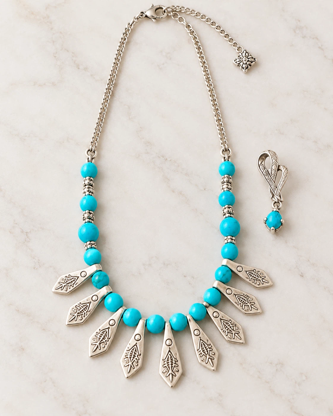 Beautiful Turquoise-Style Necklace with Silver