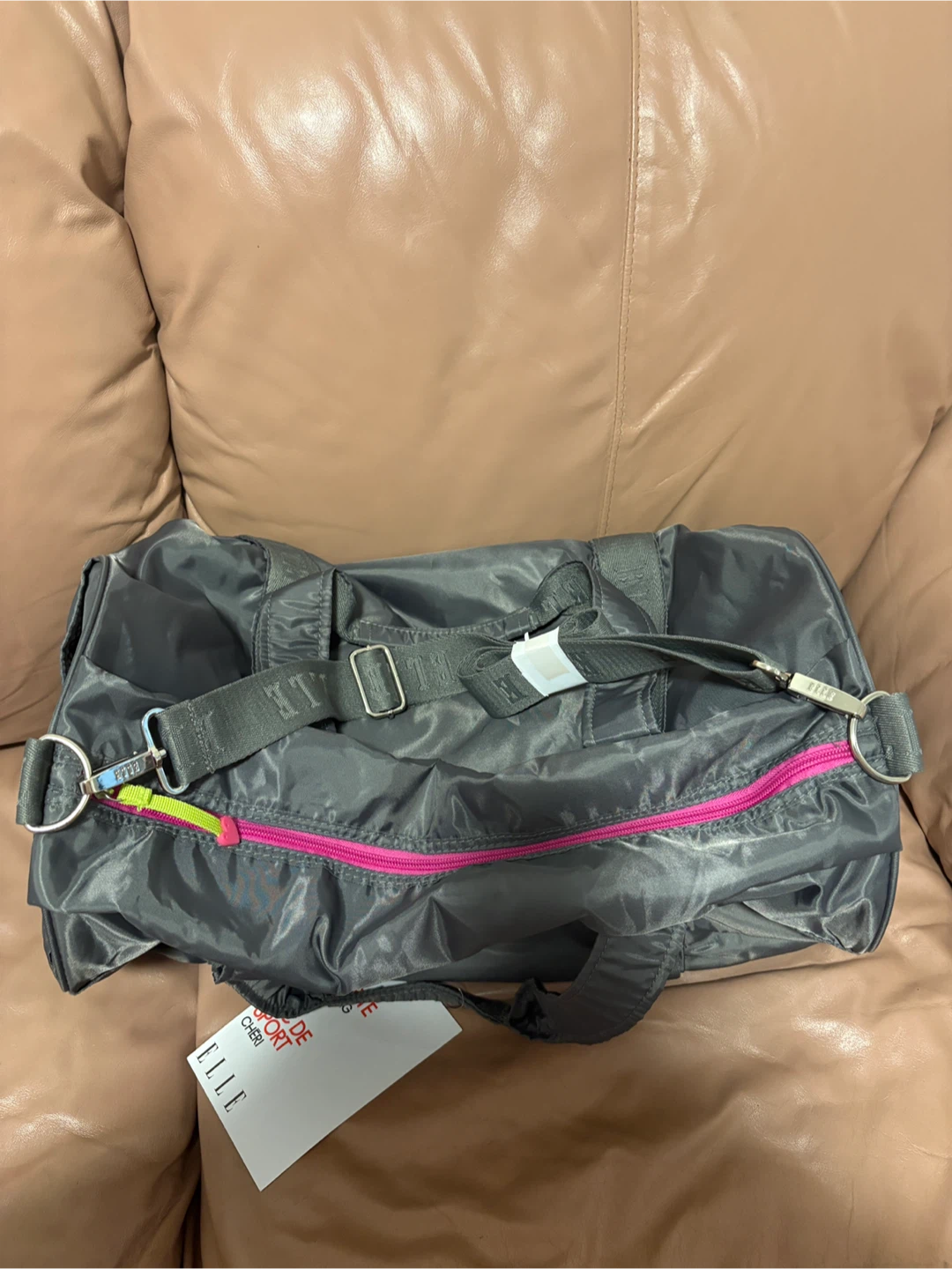 Elle Gray Duffle Bag NWT For Gym, Travel, Weekender - photo 3