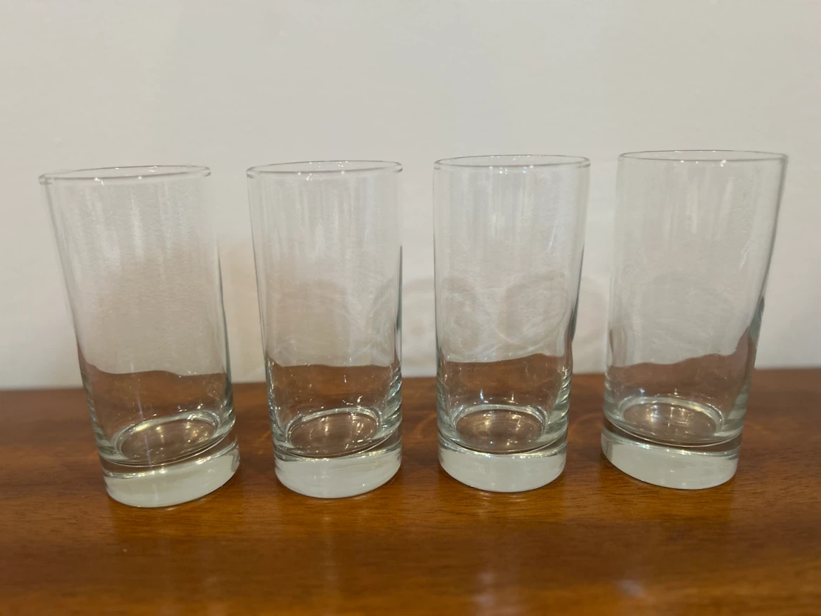 Set of 4 Clear Drinking Glasses