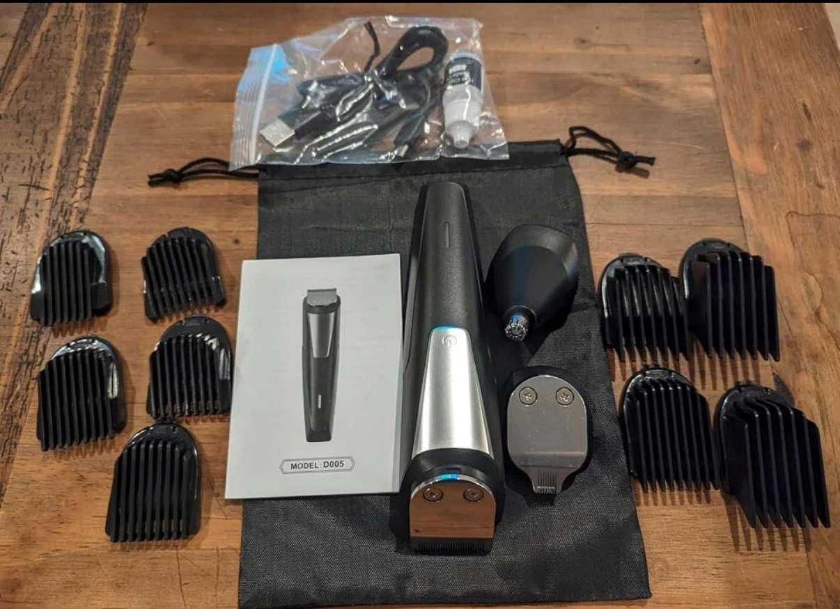 All-in-One Clipper and Trimmer D005 - photo 3