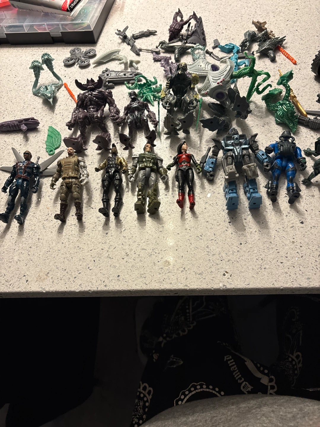 Assorted Action Figures and Vehicle Set - photo 2