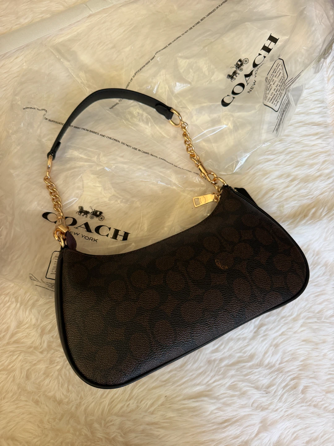 Coach Signature Shoulder Bag - photo 2