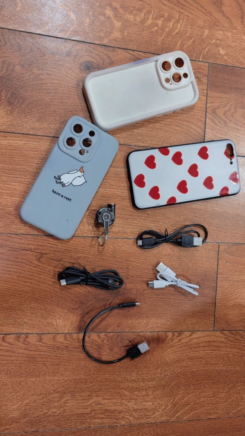 Smartphone Cases and Charging Cables Bundle - photo 3
